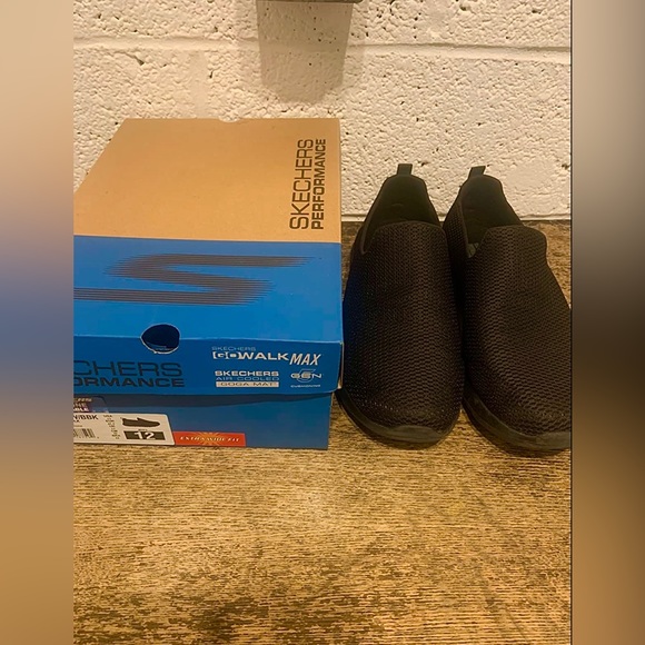 Skechers Performance Shoes - Picture 1 of 6